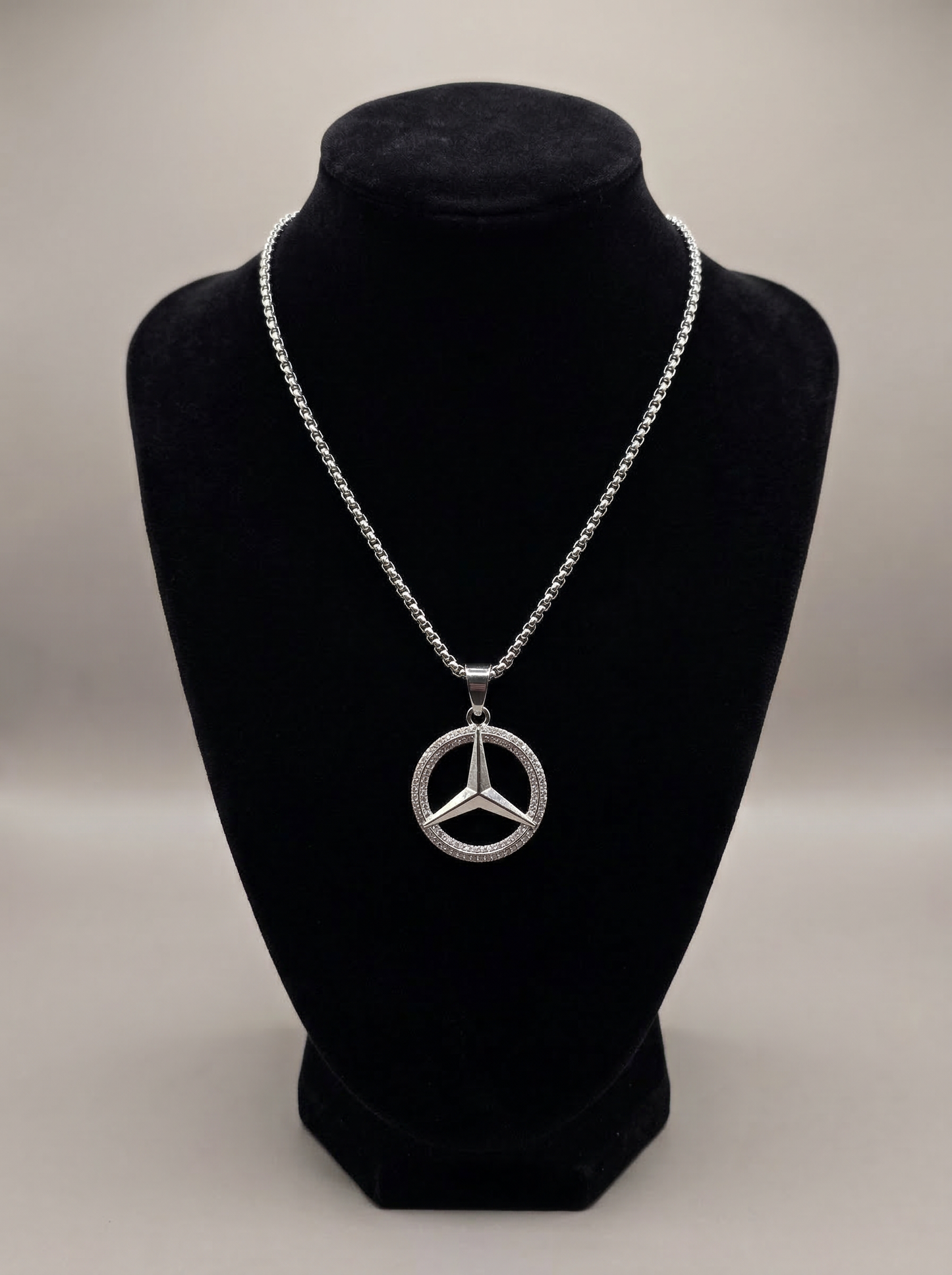 Silver Iced Star Wheel Pendant Chain