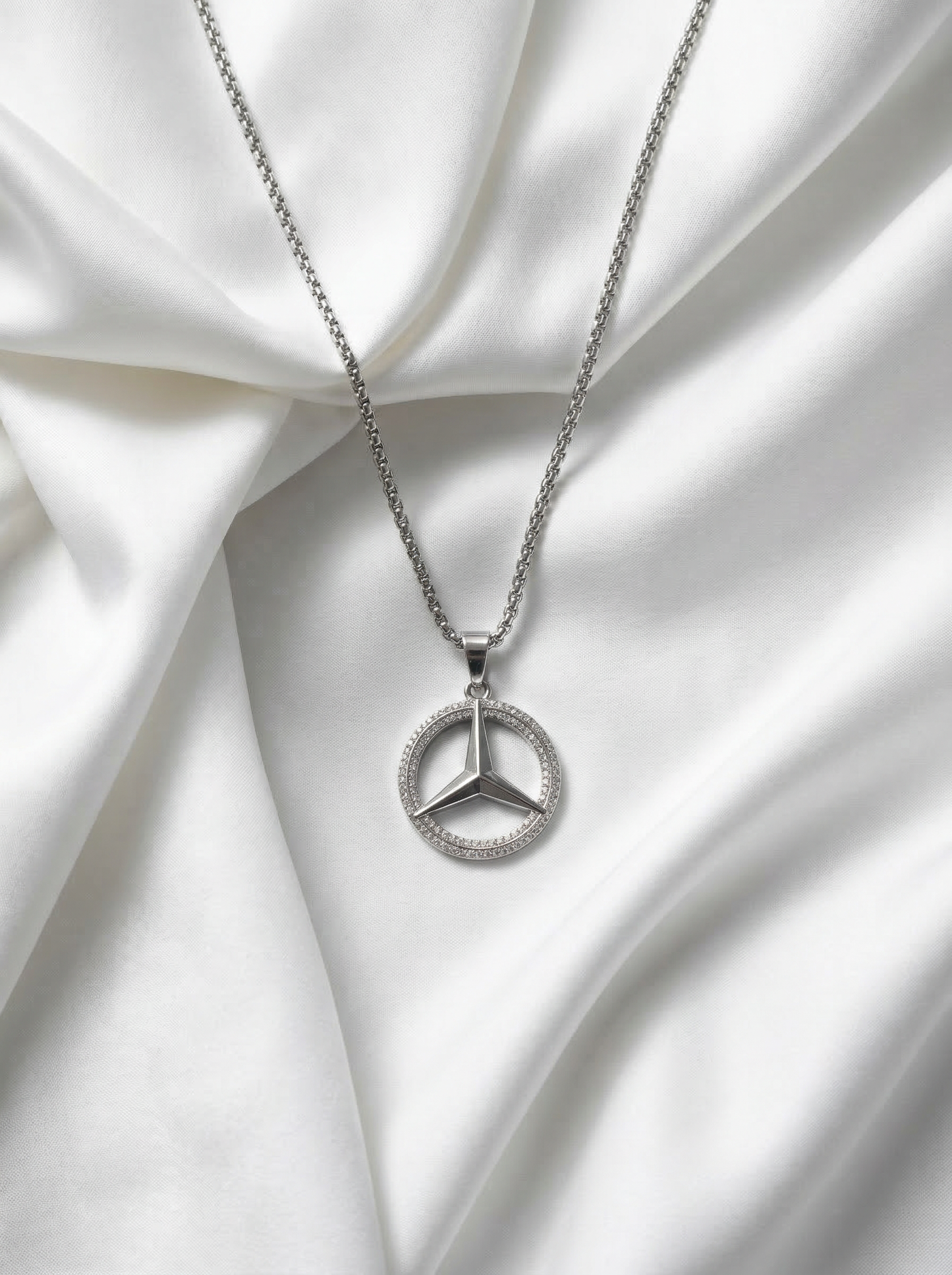 Silver Iced Star Wheel Pendant Chain