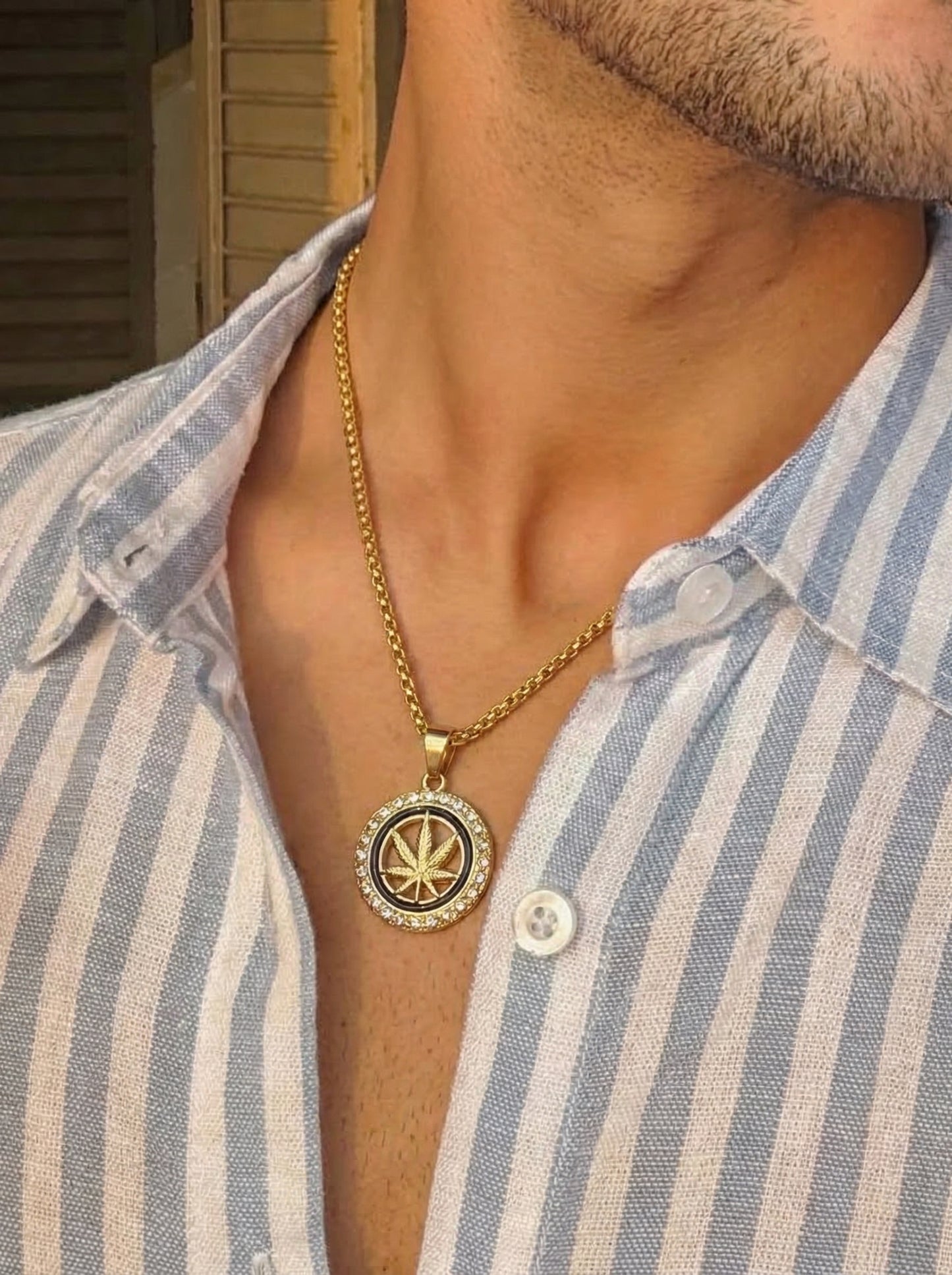 Golden Iced Leaf Emblem Pendant Chain