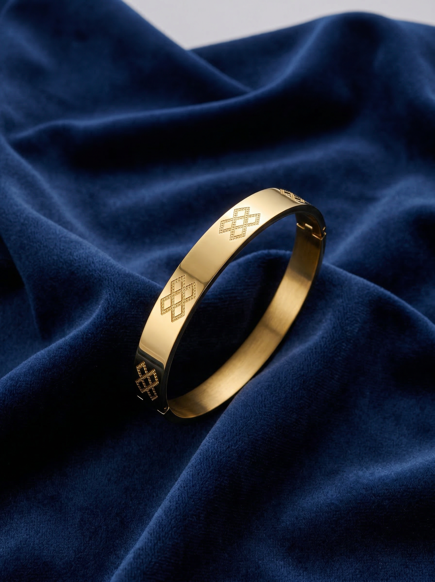 Golden Cross Weave Men’s Kada