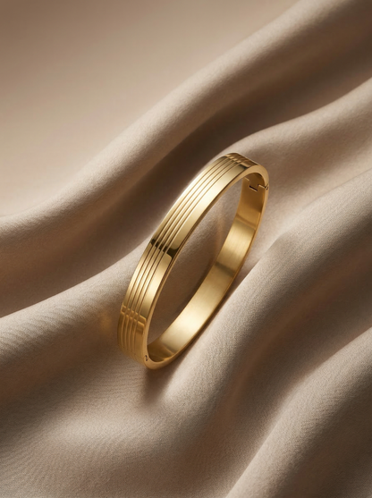 Golden Line Texture Men’s Kada