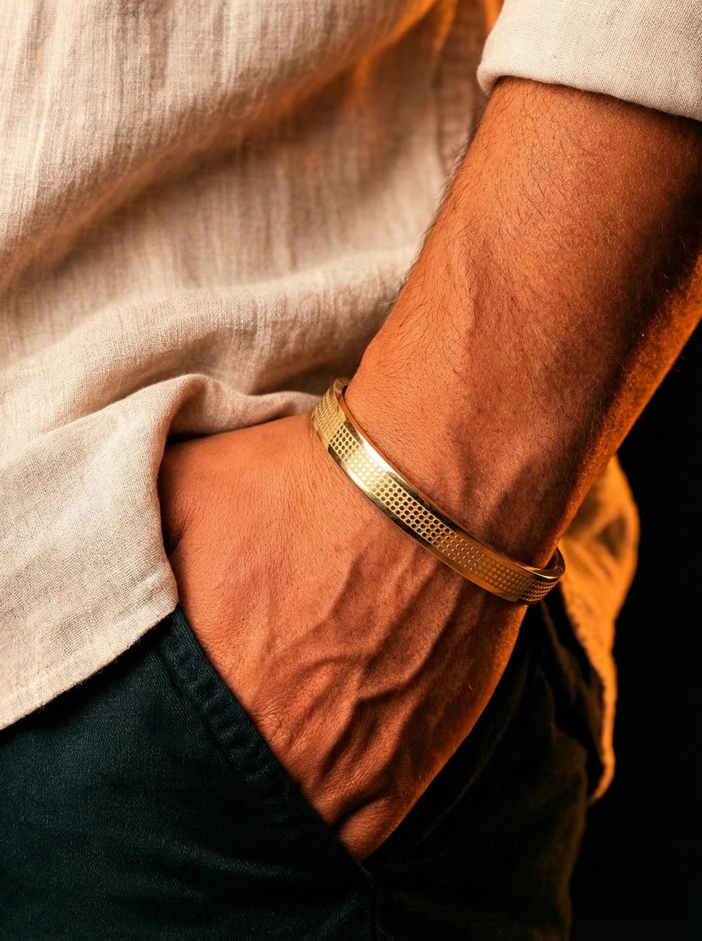 Golden Honeycomb Texture Men’s Kada