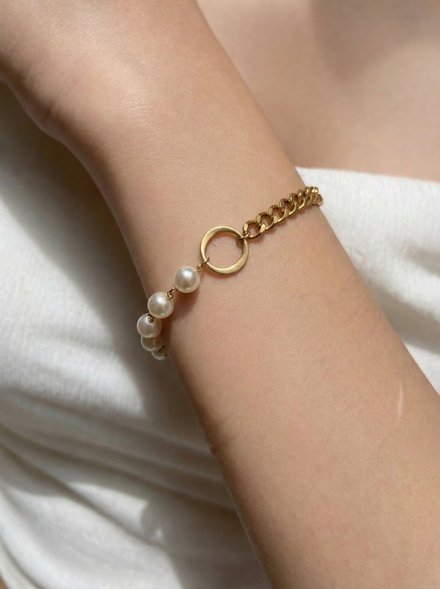 Golden Pearl Link Charm Bracelet