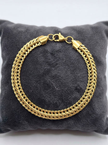 Royal Weave Gold Bracelet