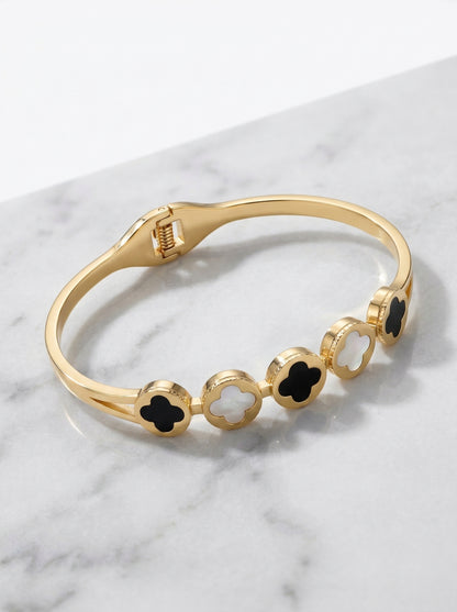 Black & White Clover Charm Bracelet Kada