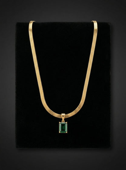 Emerald Green Sapphire Pendant Chain