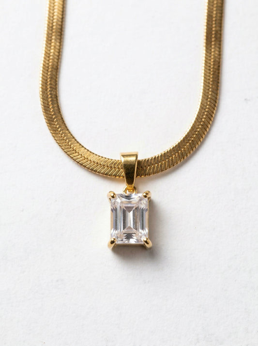 Clear Crystal Sapphire Pendant Chain