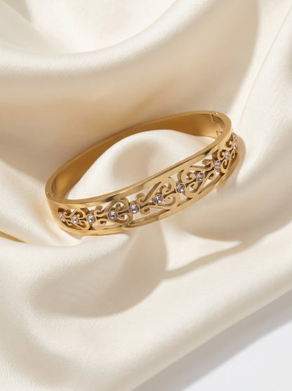 Golden Filigree Crystal Kada Bracelet
