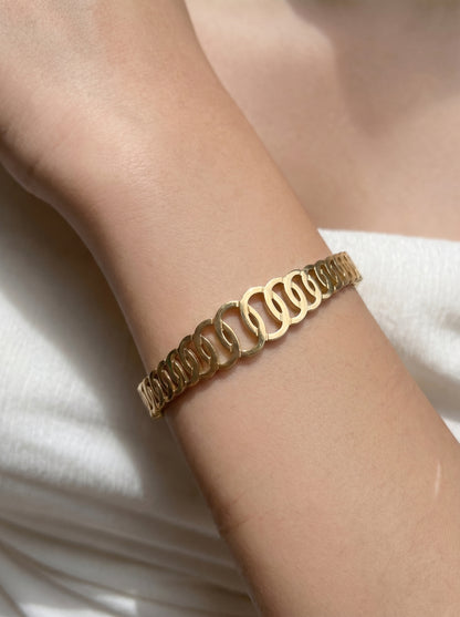 Golden Interlink Oval Kada Bracelet