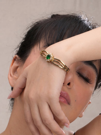 Emerald Bloom Kada Bracelet