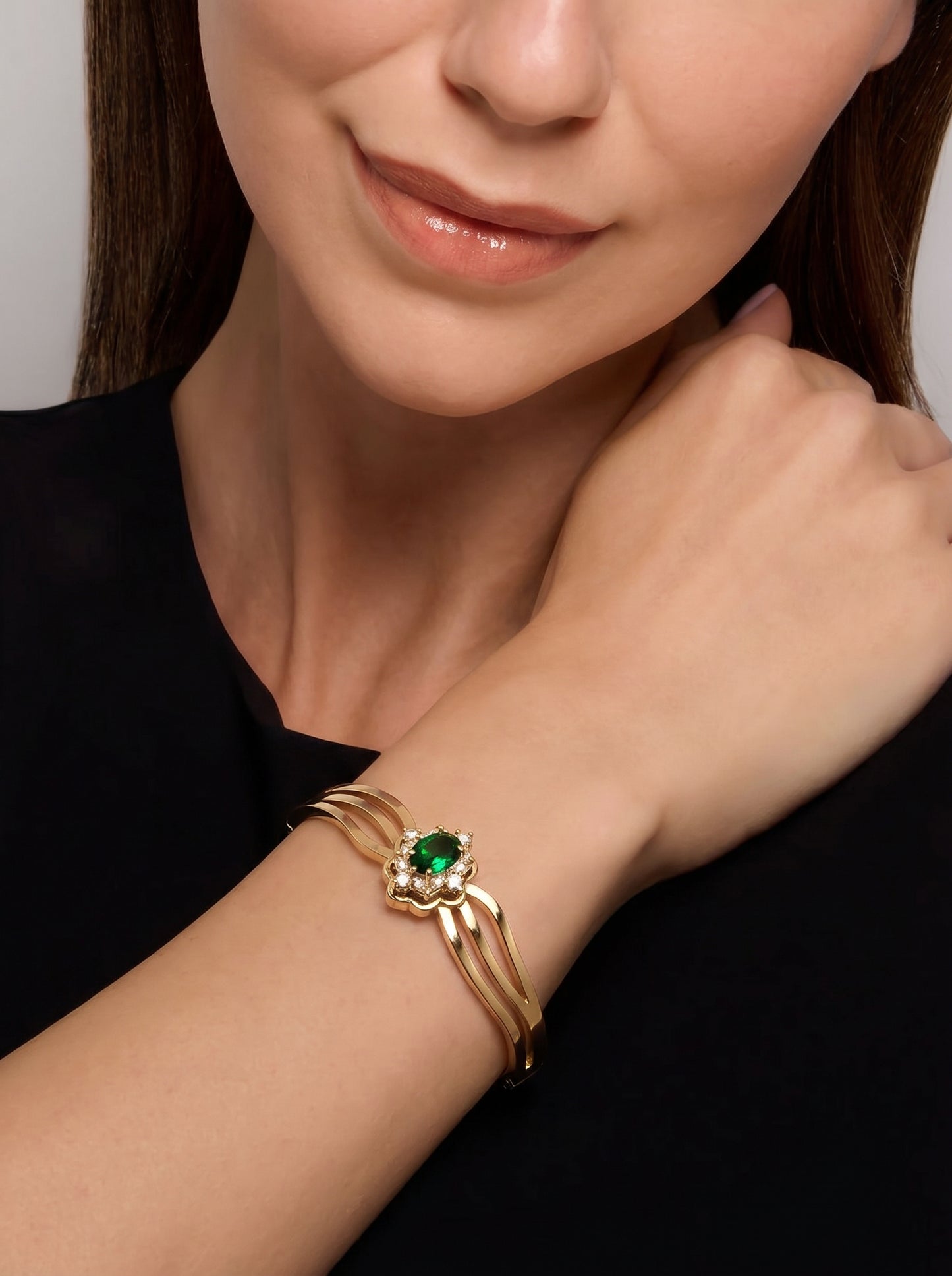 Emerald Bloom Kada Bracelet