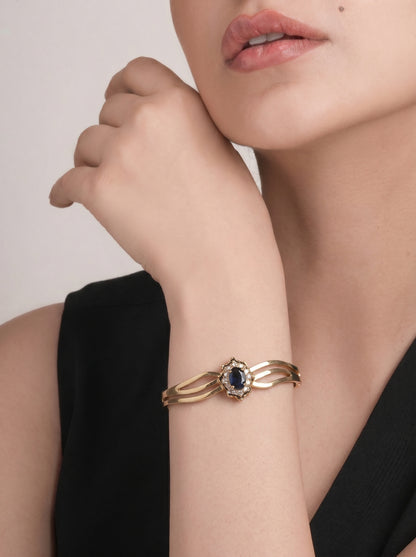 Black Onyx Bloom Kada Bracelet