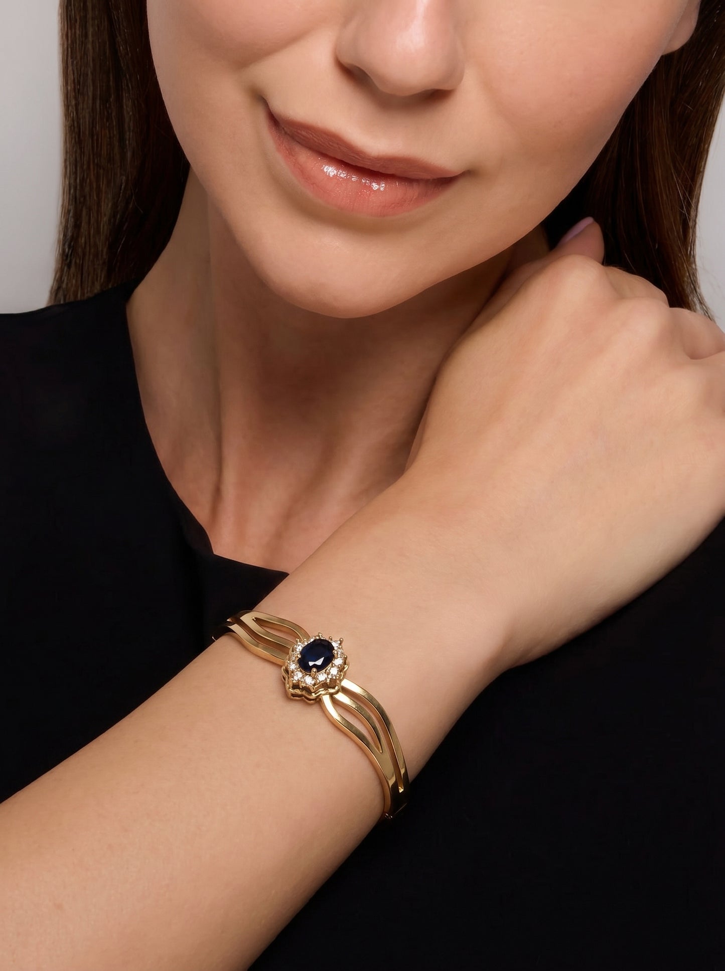 Black Onyx Bloom Kada Bracelet