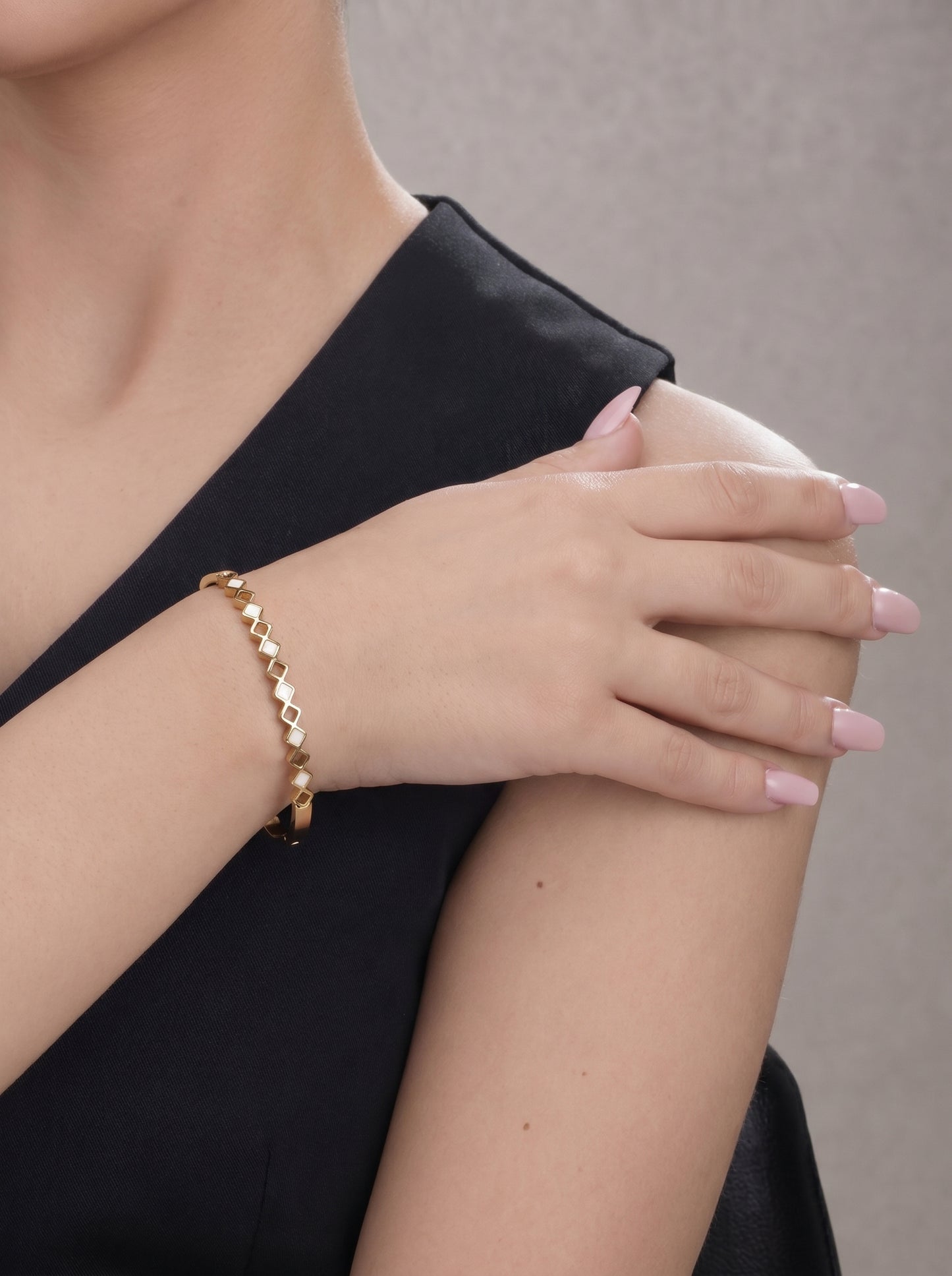 Golden Geo Link Kada Bracelet