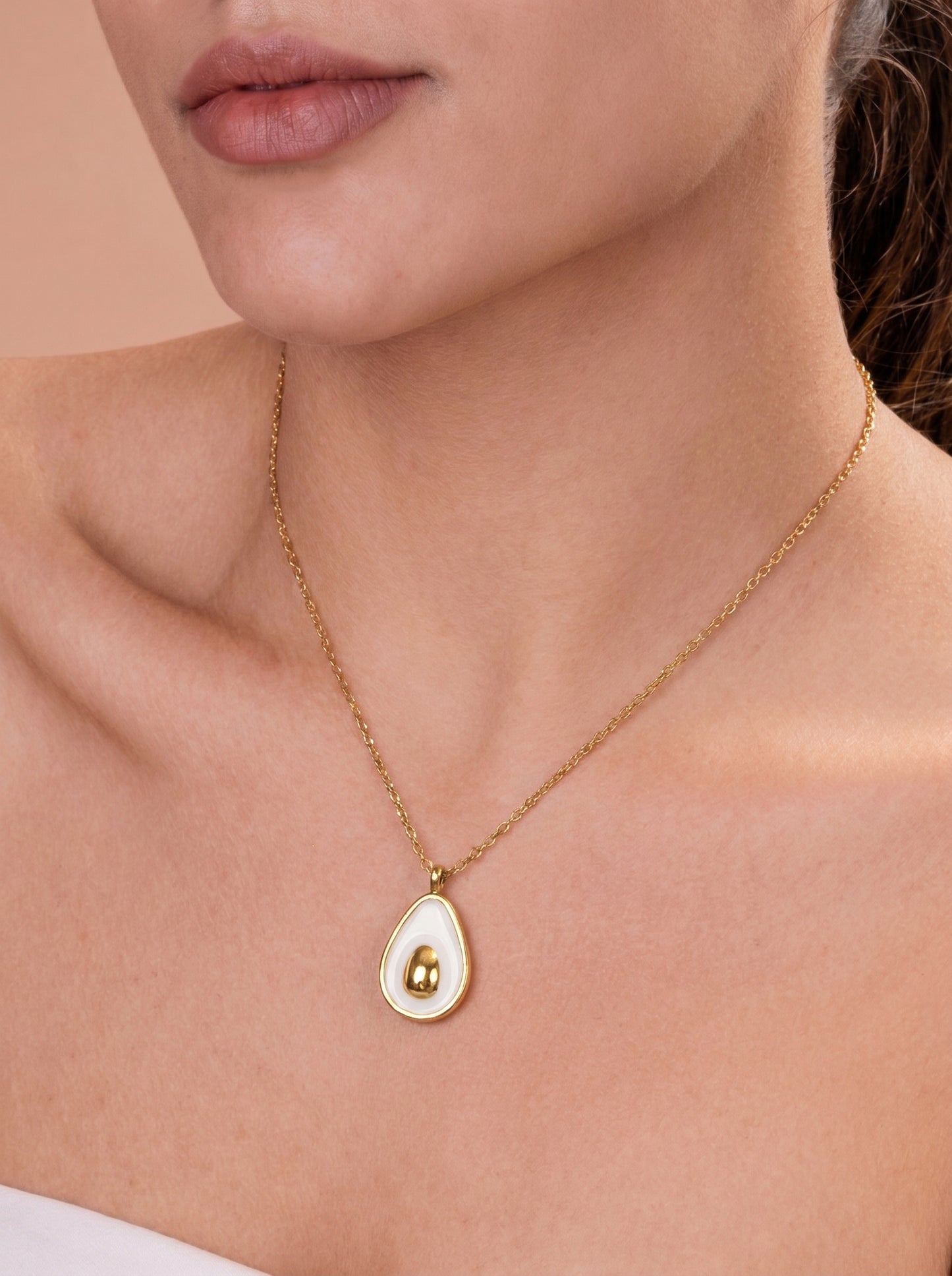 Golden Aura Teardrop Pendant Necklace