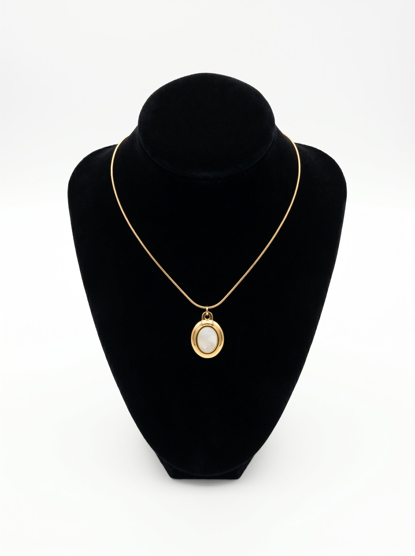Golden Pearl Oval Pendant Necklace