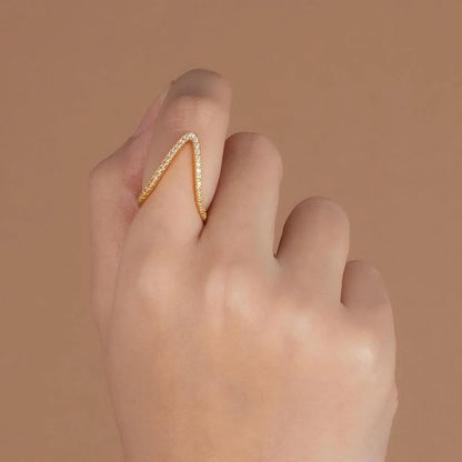 Diamond Necklace + Classic V Ring Combo